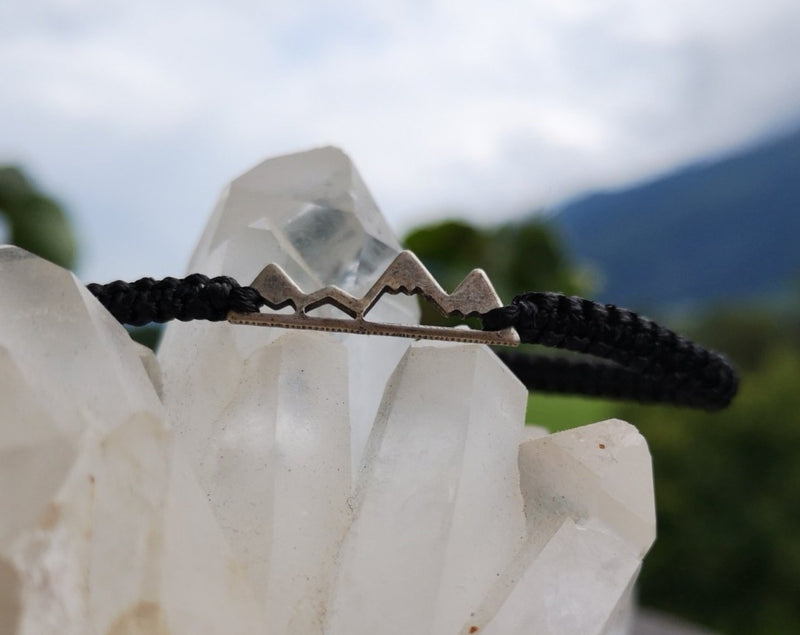 Armband Makramee mit Berge