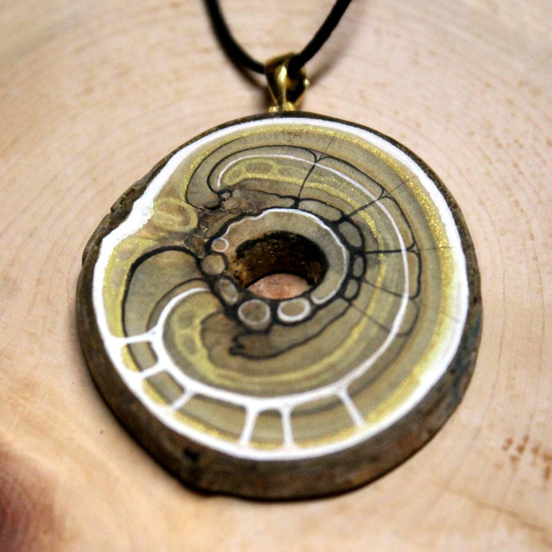 Flüsteramulett