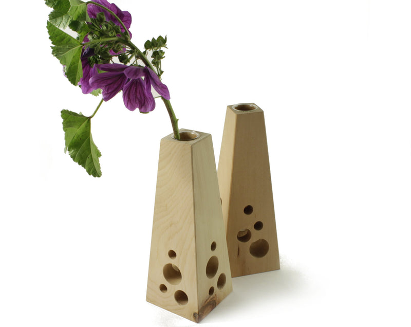 Holzvase aus Zirbe